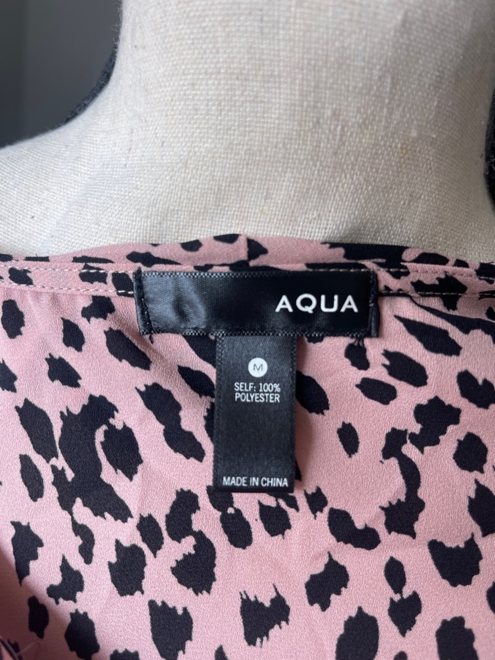 Aqua Cheetah Print Ruffle Blouse Tie Waist Cap Sleeve Medium Pink Black - Picture 4 of 4